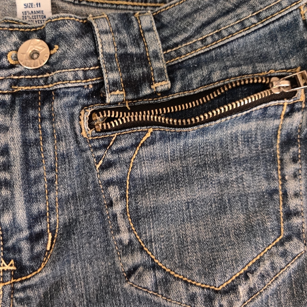 AB Wide Leg Blue Jeans with multiple pockets - Picture 11 of 16